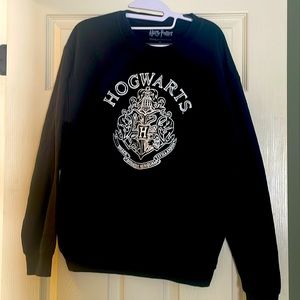 Harry Potter Hogwarts sweatshirt Size M